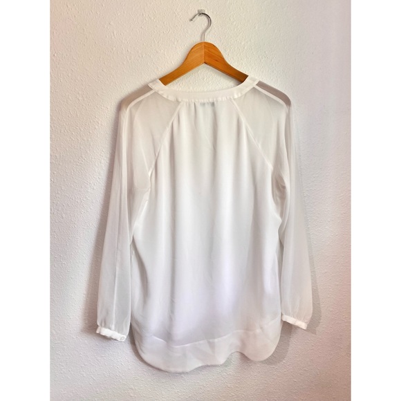 Cabi while long sleeve blouse - Picture 6 of 6